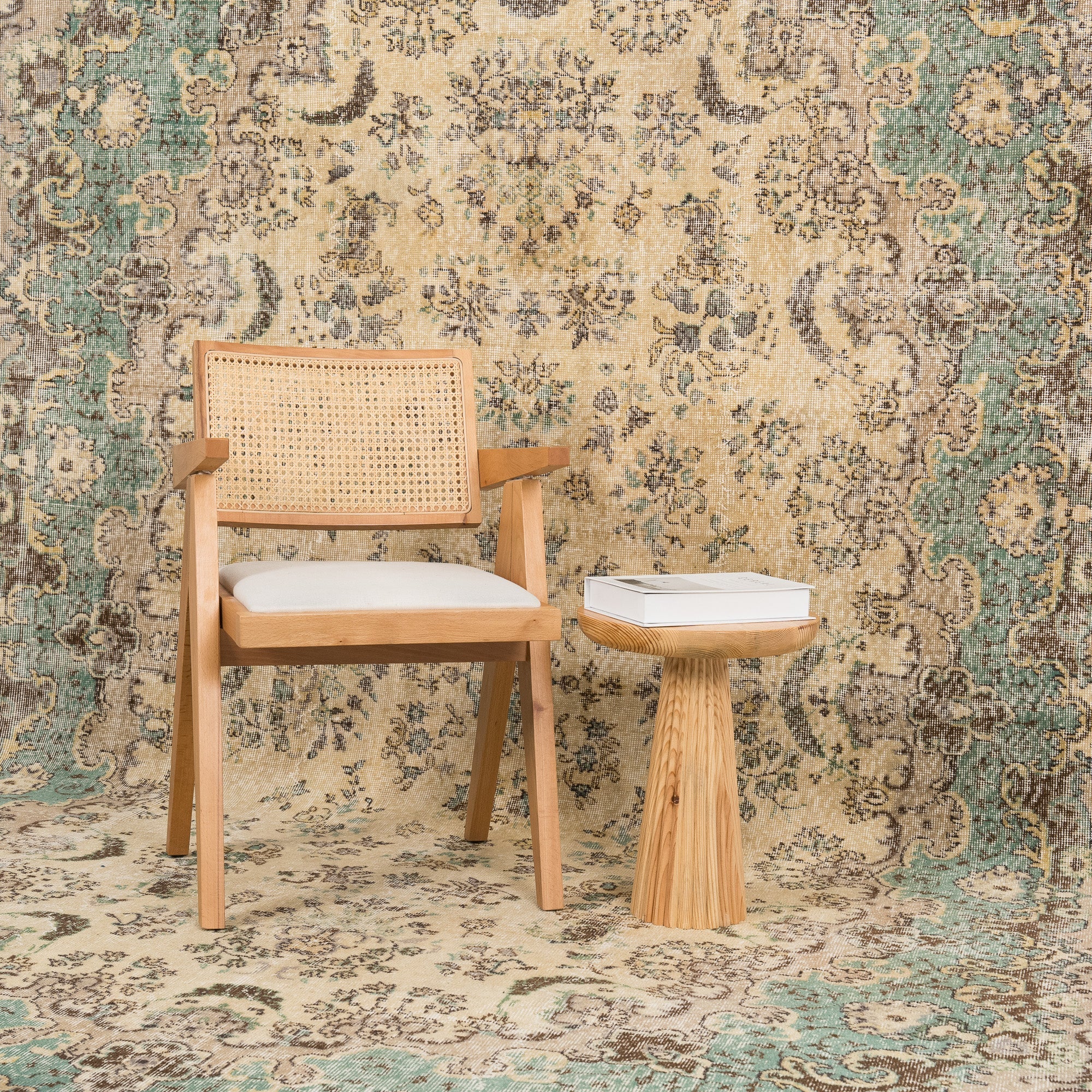 Yseline - Vintage Turkish Area Rug