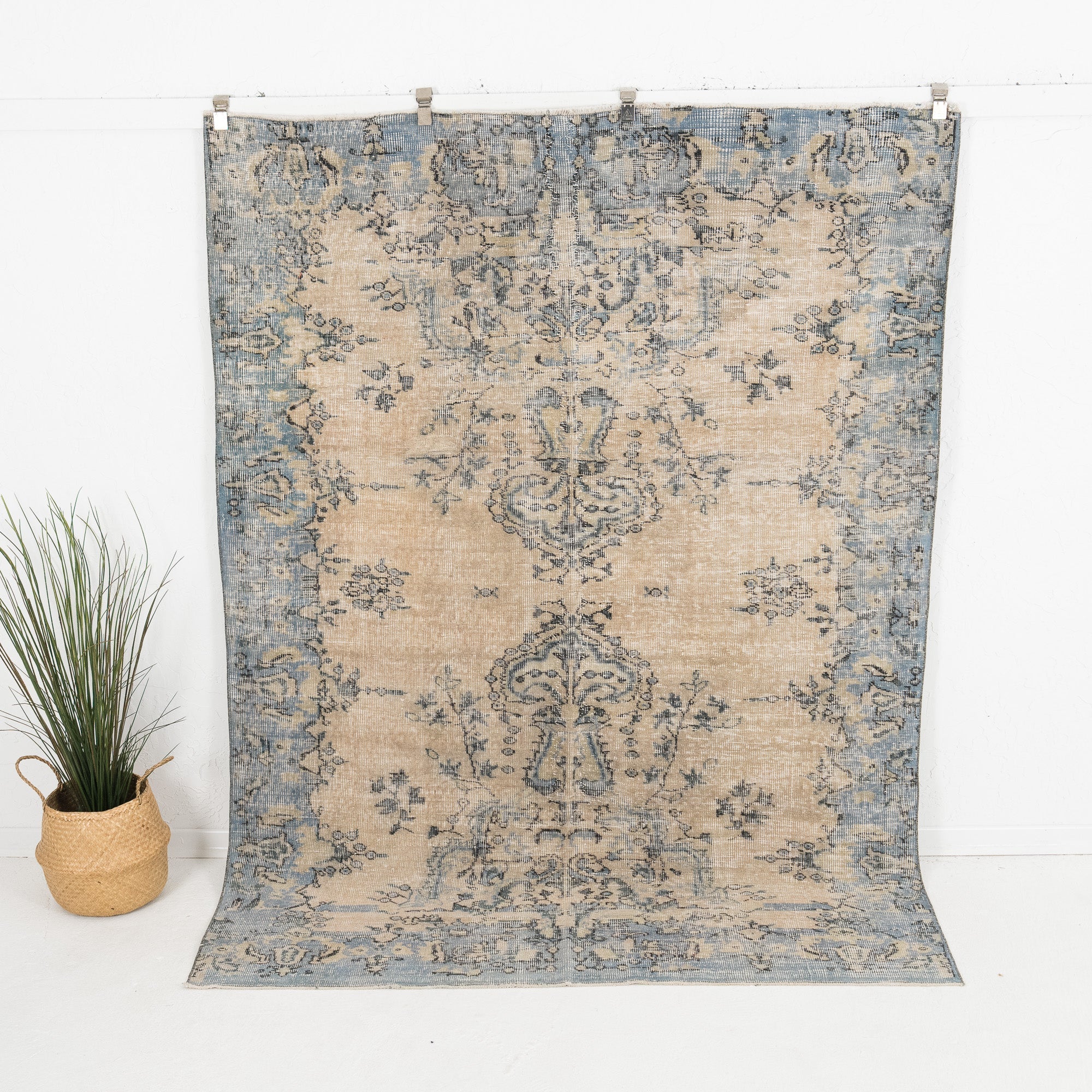 Calisyn - Vintage Turkish Area Rug