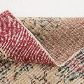 Arisynna - Vintage Turkish Area Rug