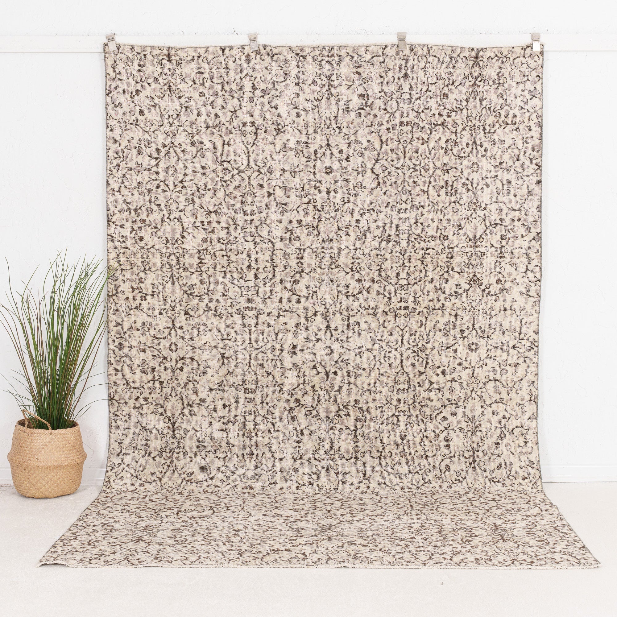 Amdiria - Vintage Turkish Area Rug