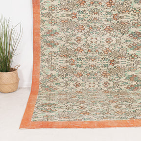 Xaerisess - Vintage Turkish Area Rug