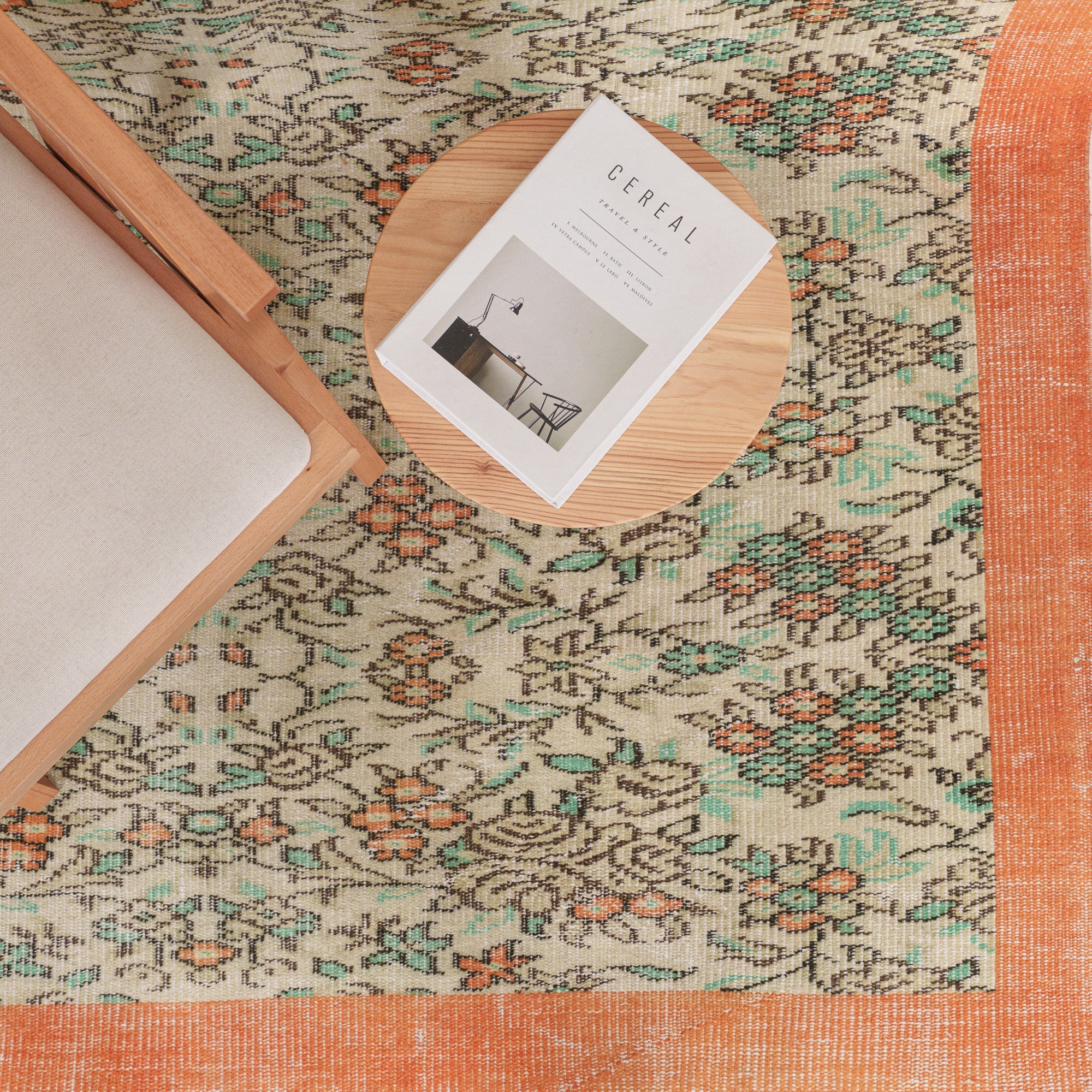 Xaerisess - Vintage Turkish Area Rug