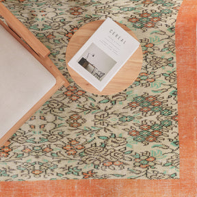 Xaerisess - Vintage Turkish Area Rug