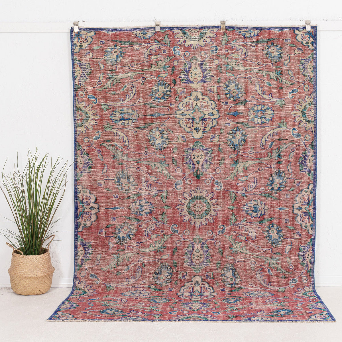 Zaerinia - Vintage Turkish Area Rug
