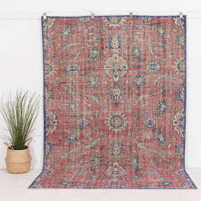 Zaerinia - Vintage Turkish Area Rug
