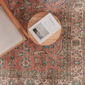 Xaerisena - Vintage Turkish Area Rug