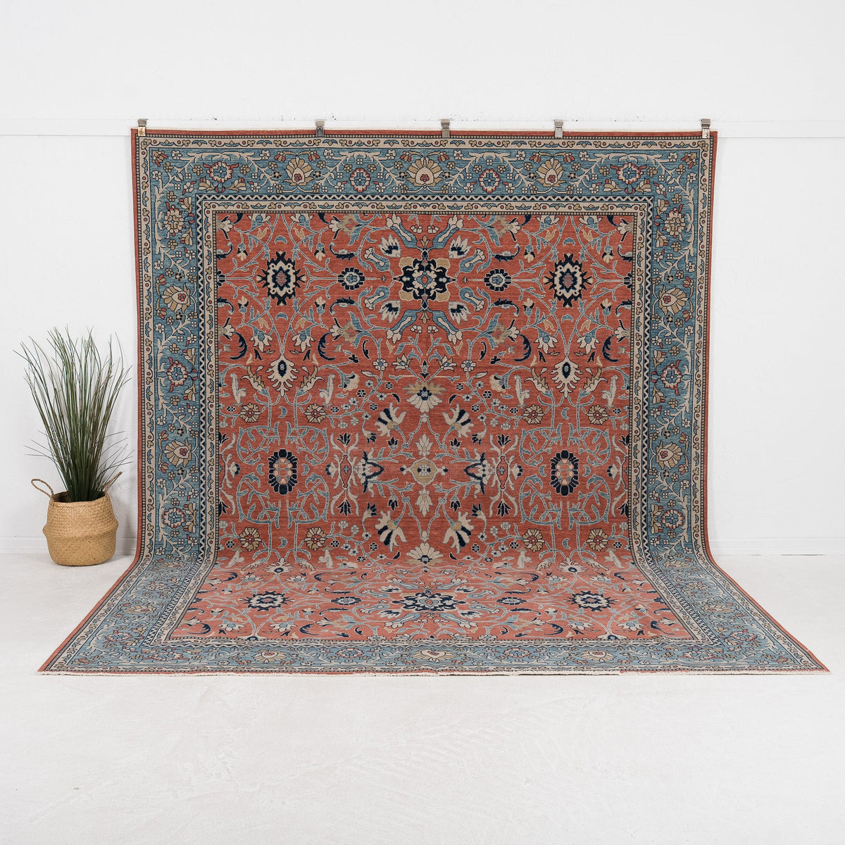 Zaloria - Vintage Turkish Area Rug