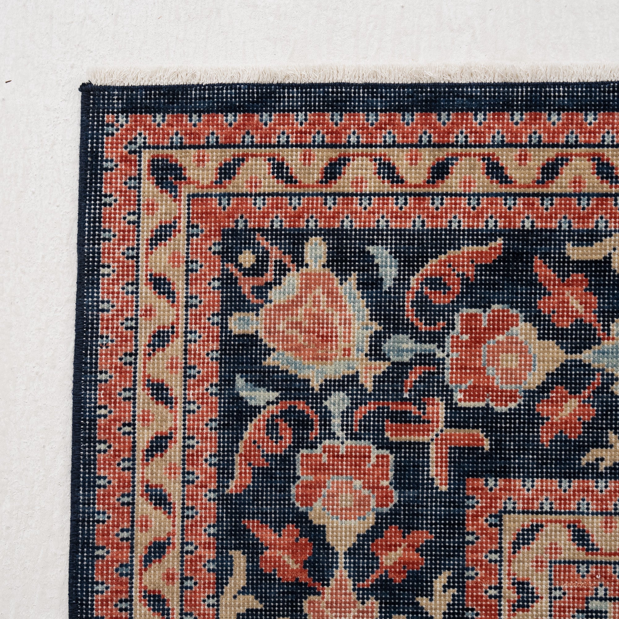 Orianesse - Vintage Turkish Area Rug