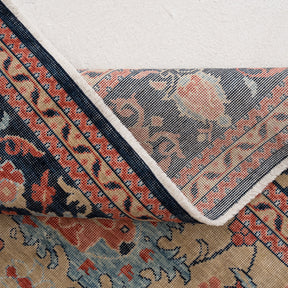 Orianesse - Vintage Turkish Area Rug