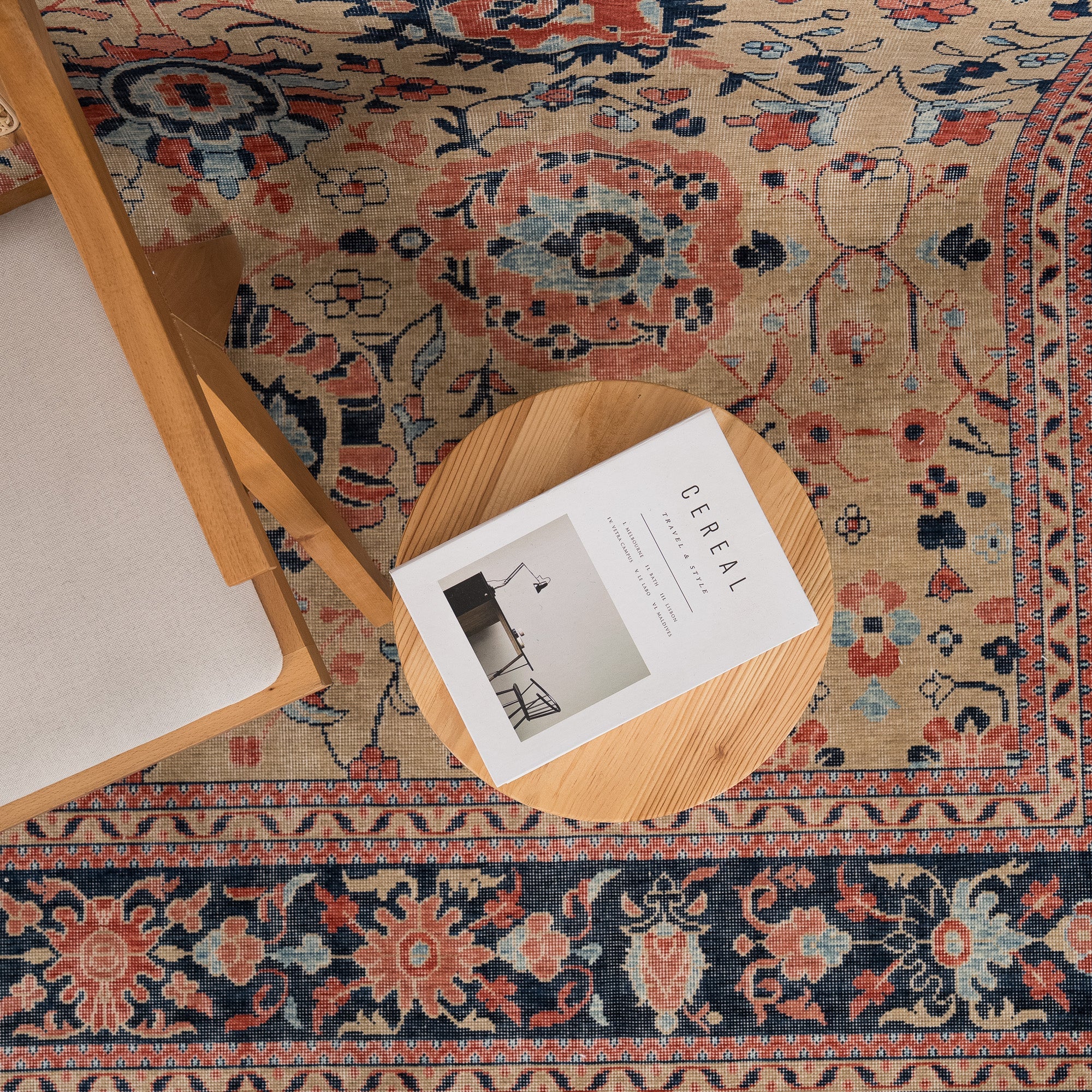 Orianesse - Vintage Turkish Area Rug