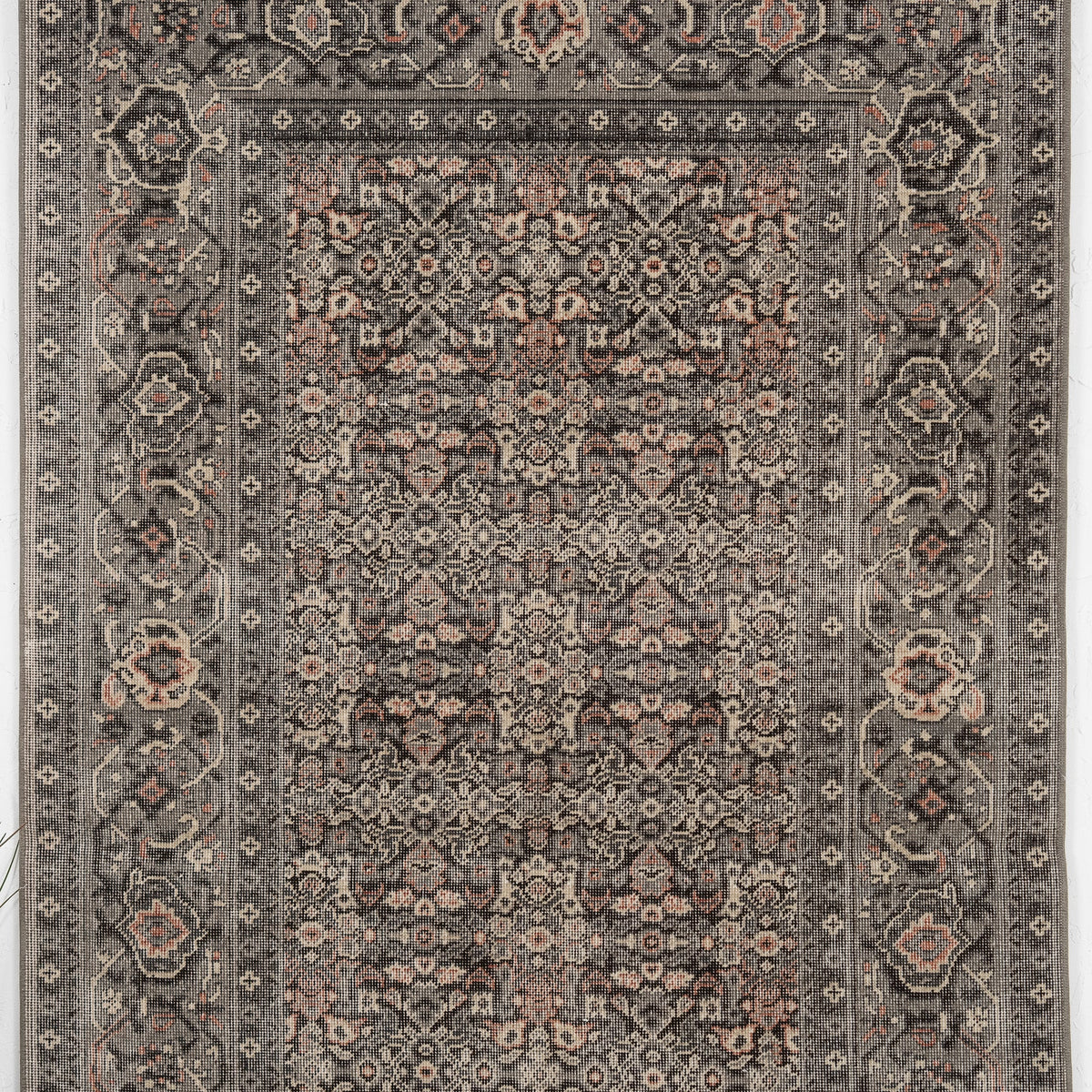 Karilisse - Vintage Turkish Small Rug