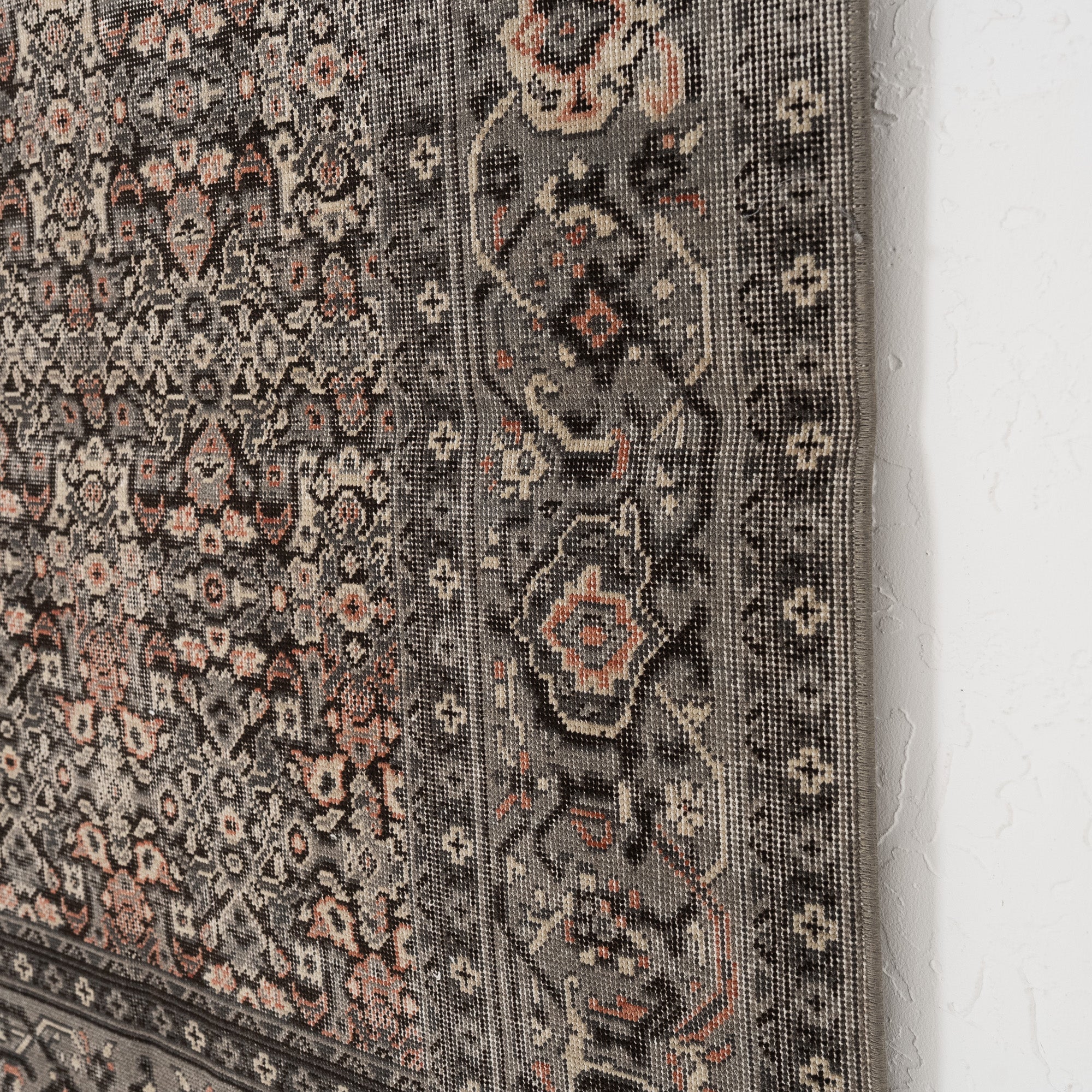 Karilisse - Vintage Turkish Small Rug