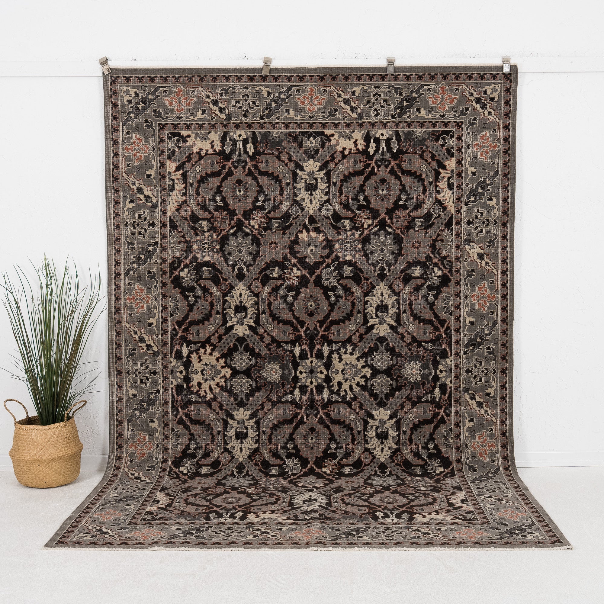 Oravynne - Vintage Turkish Area Rug