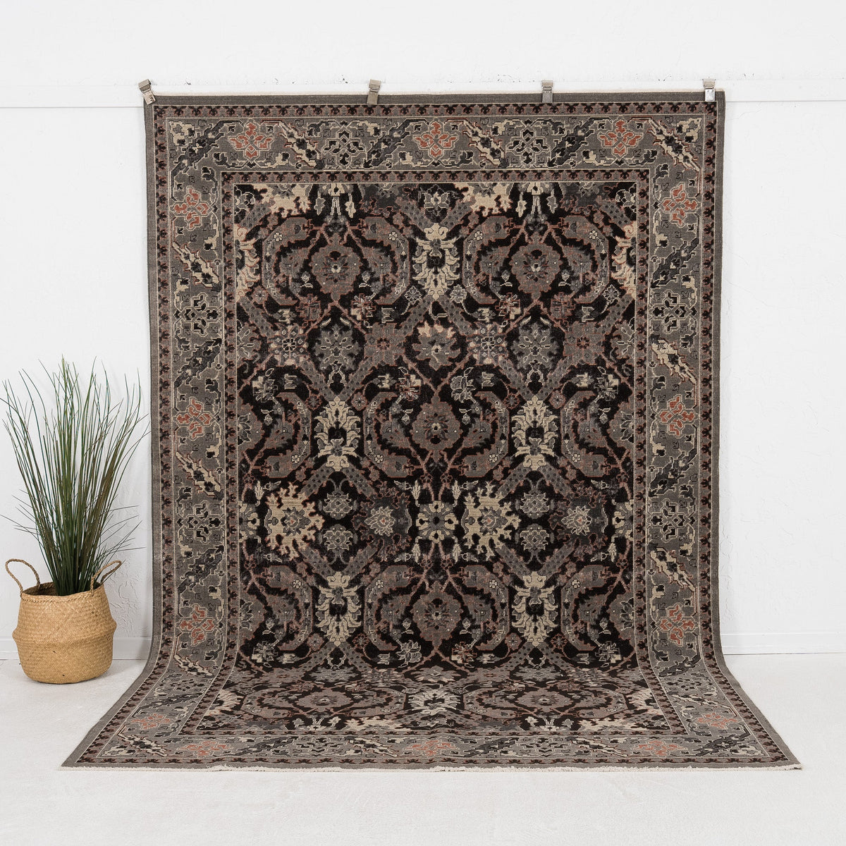 Oravynne - Vintage Turkish Area Rug