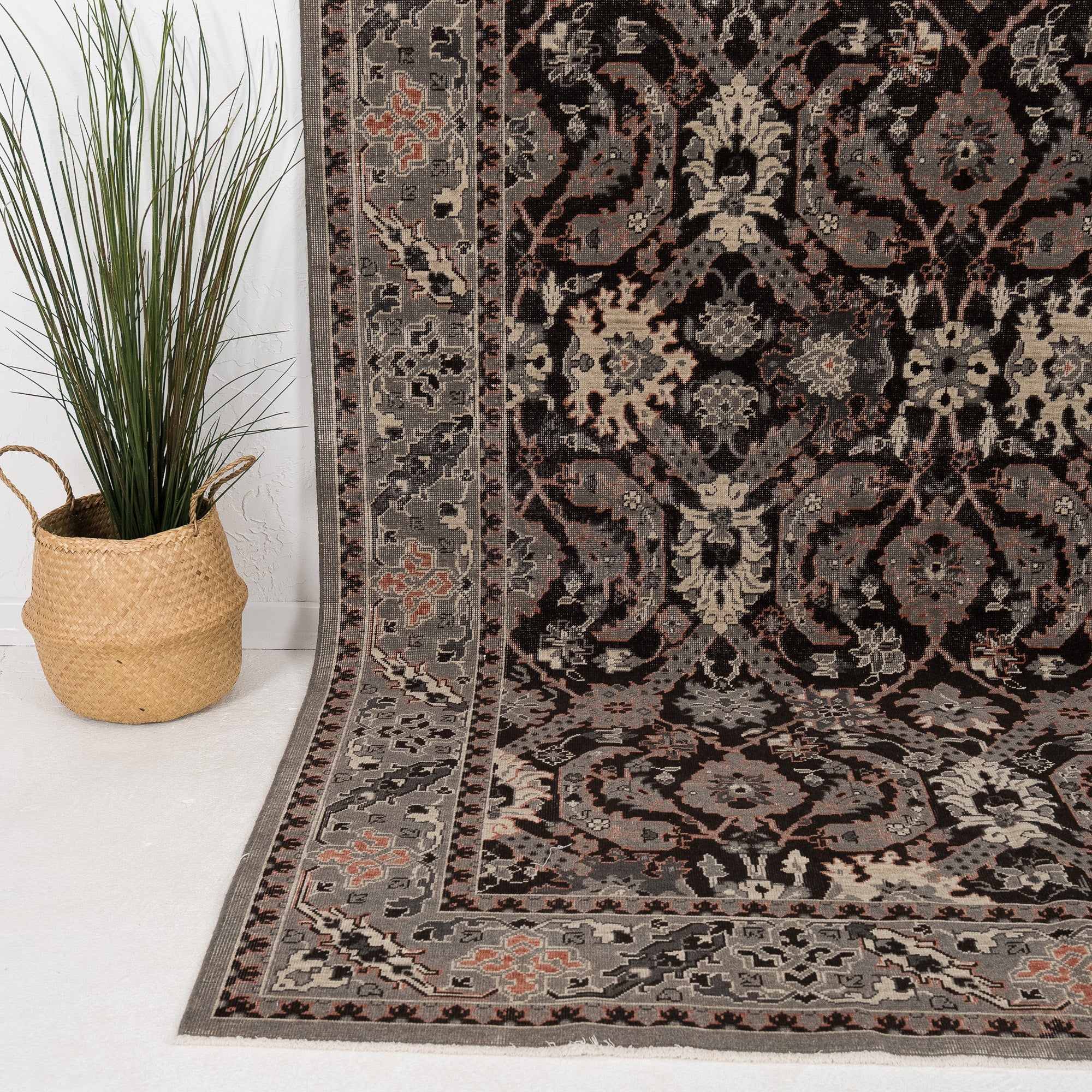 Oravynne - Vintage Turkish Area Rug
