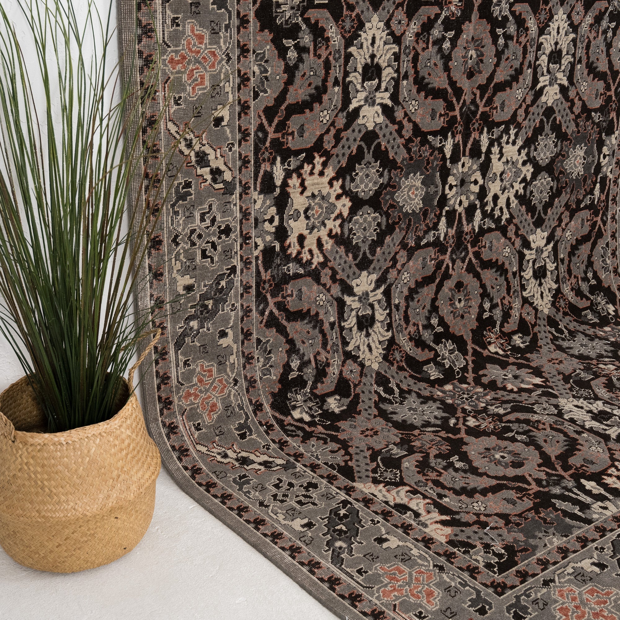 Oravynne - Vintage Turkish Area Rug