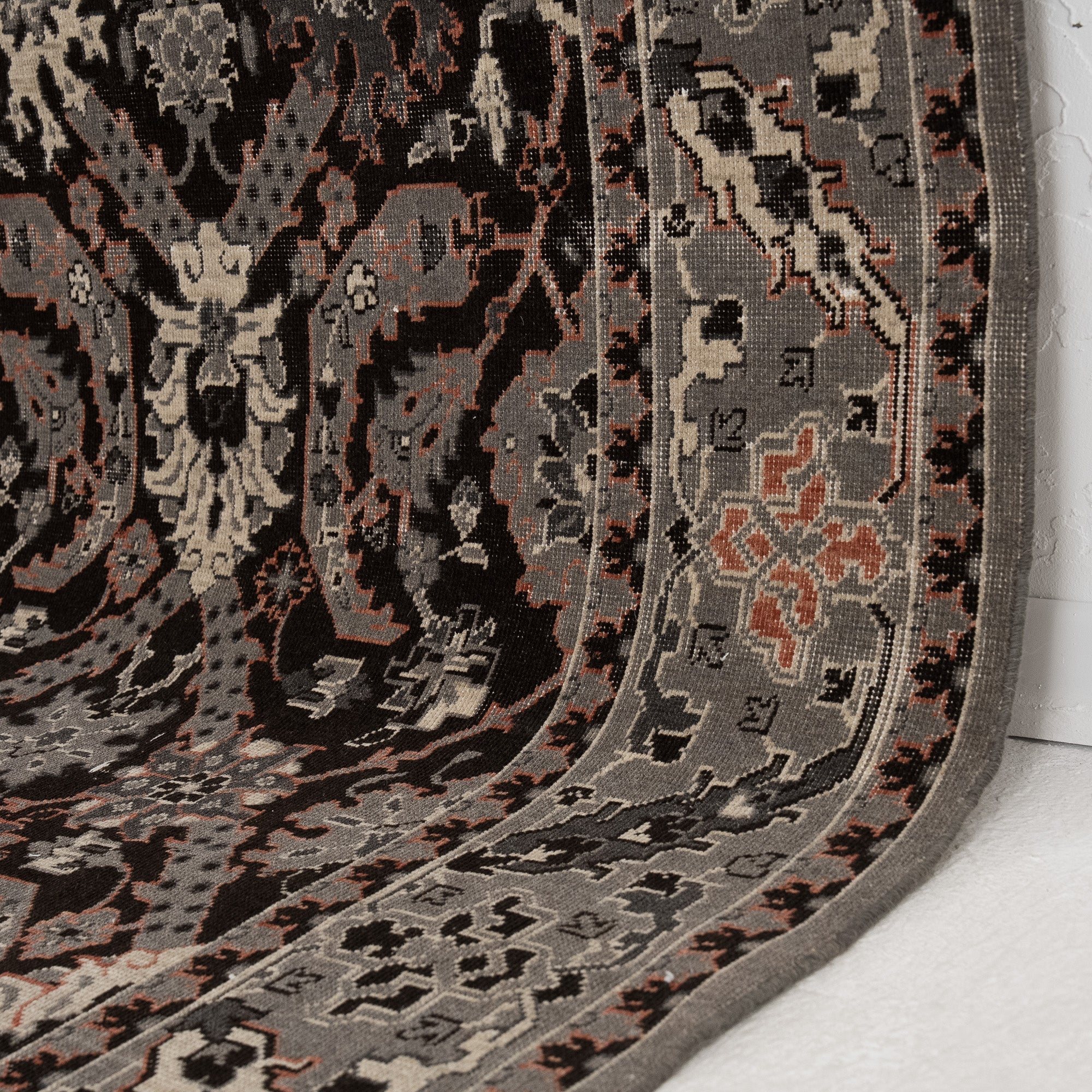 Oravynne - Vintage Turkish Area Rug