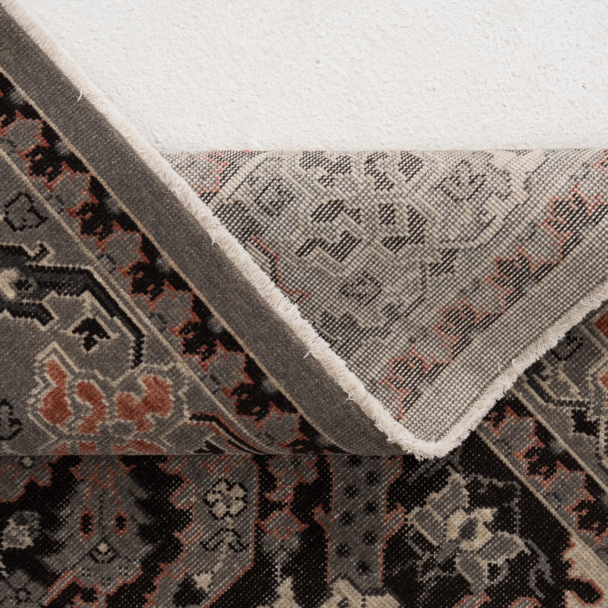 Oravynne - Vintage Turkish Area Rug