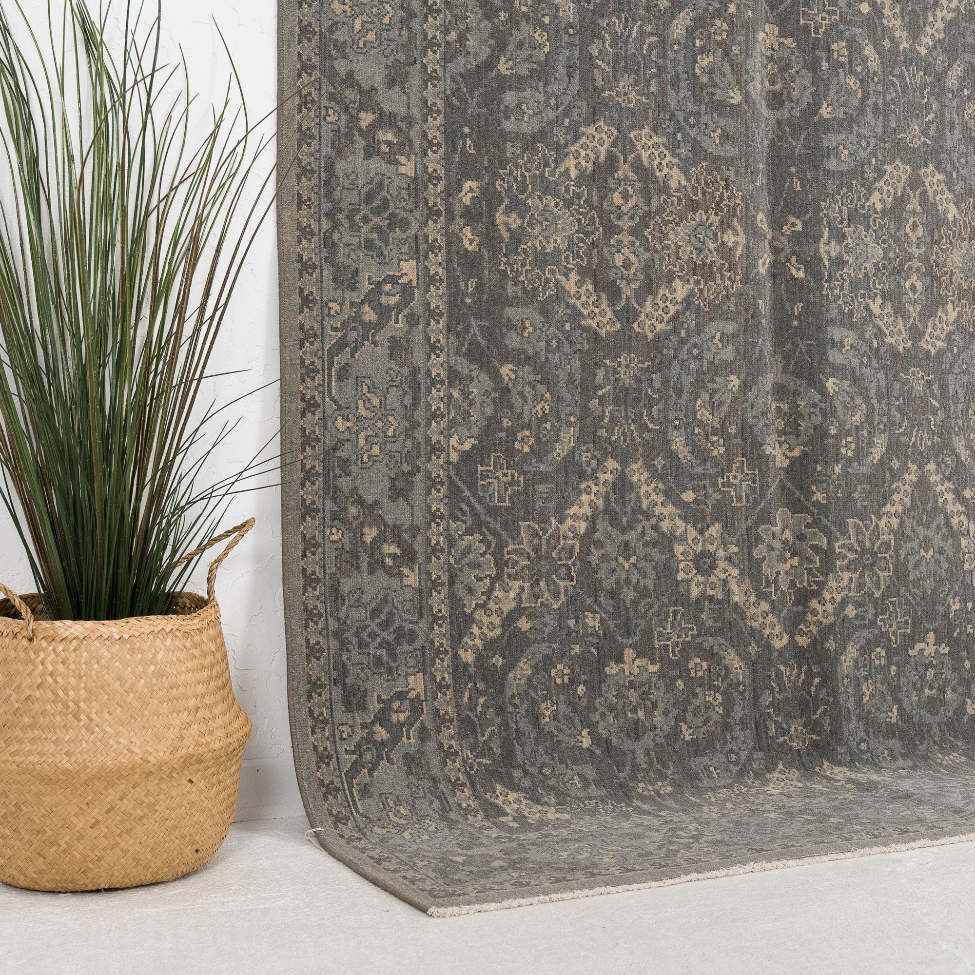 Thesalyn - Vintage Turkish Area Rug