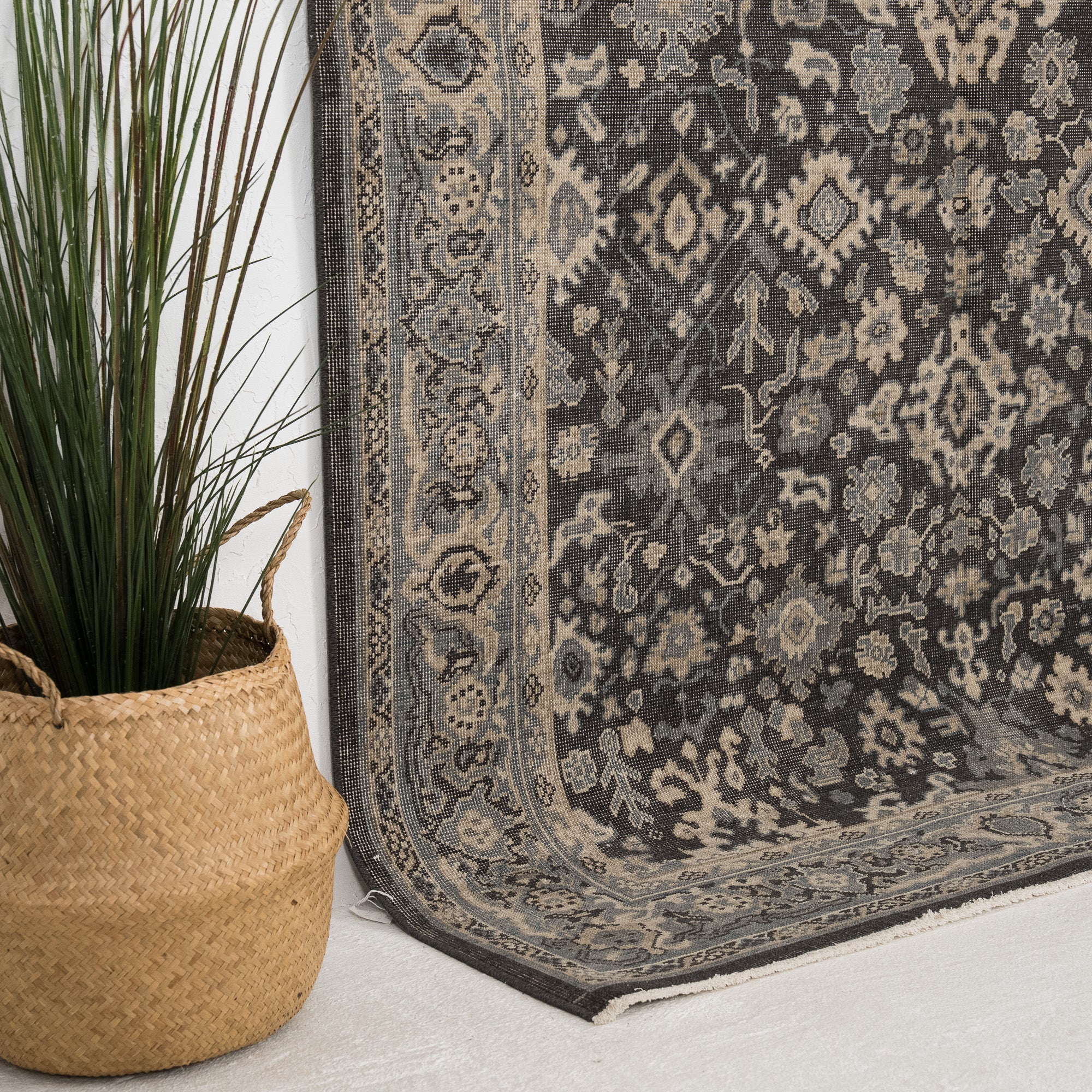 Jalynisse - Vintage Turkish Area Rug