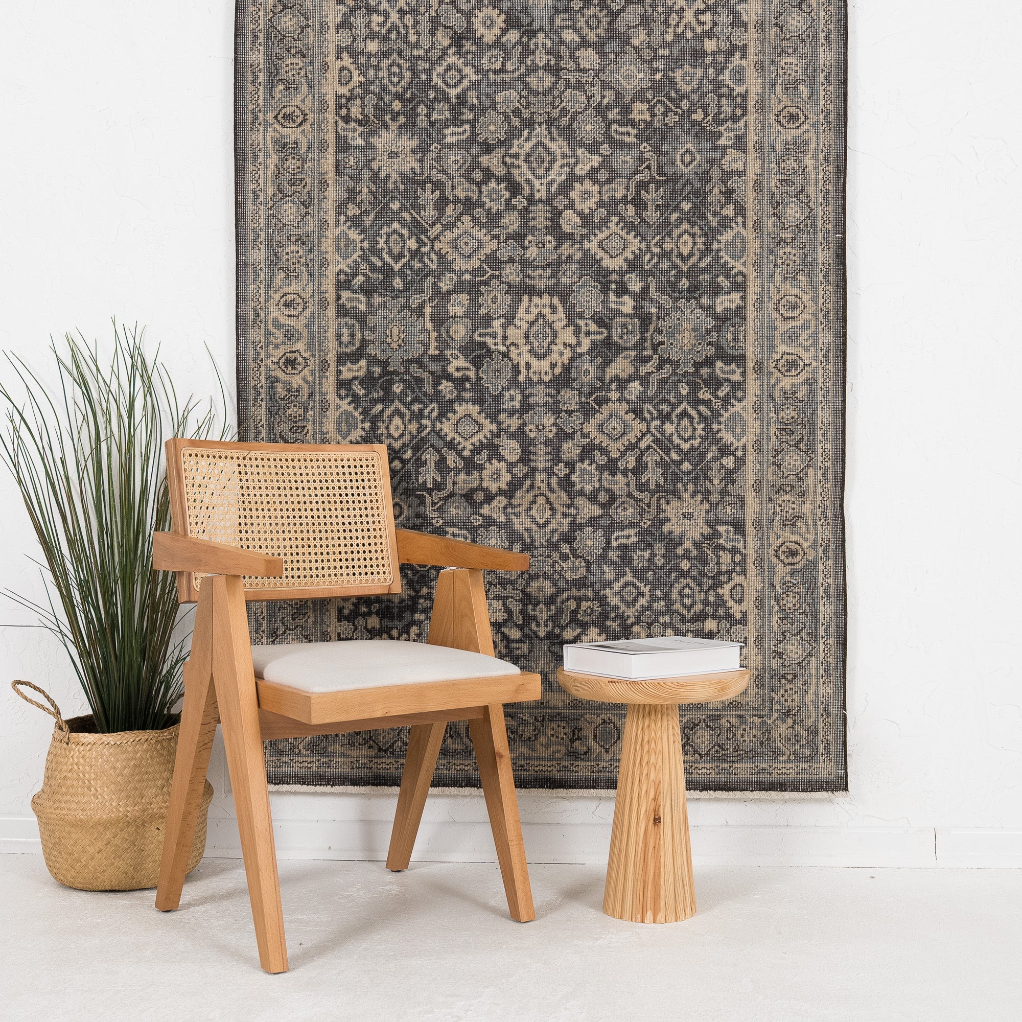 Avionara - Vintage Turkish Small Rug