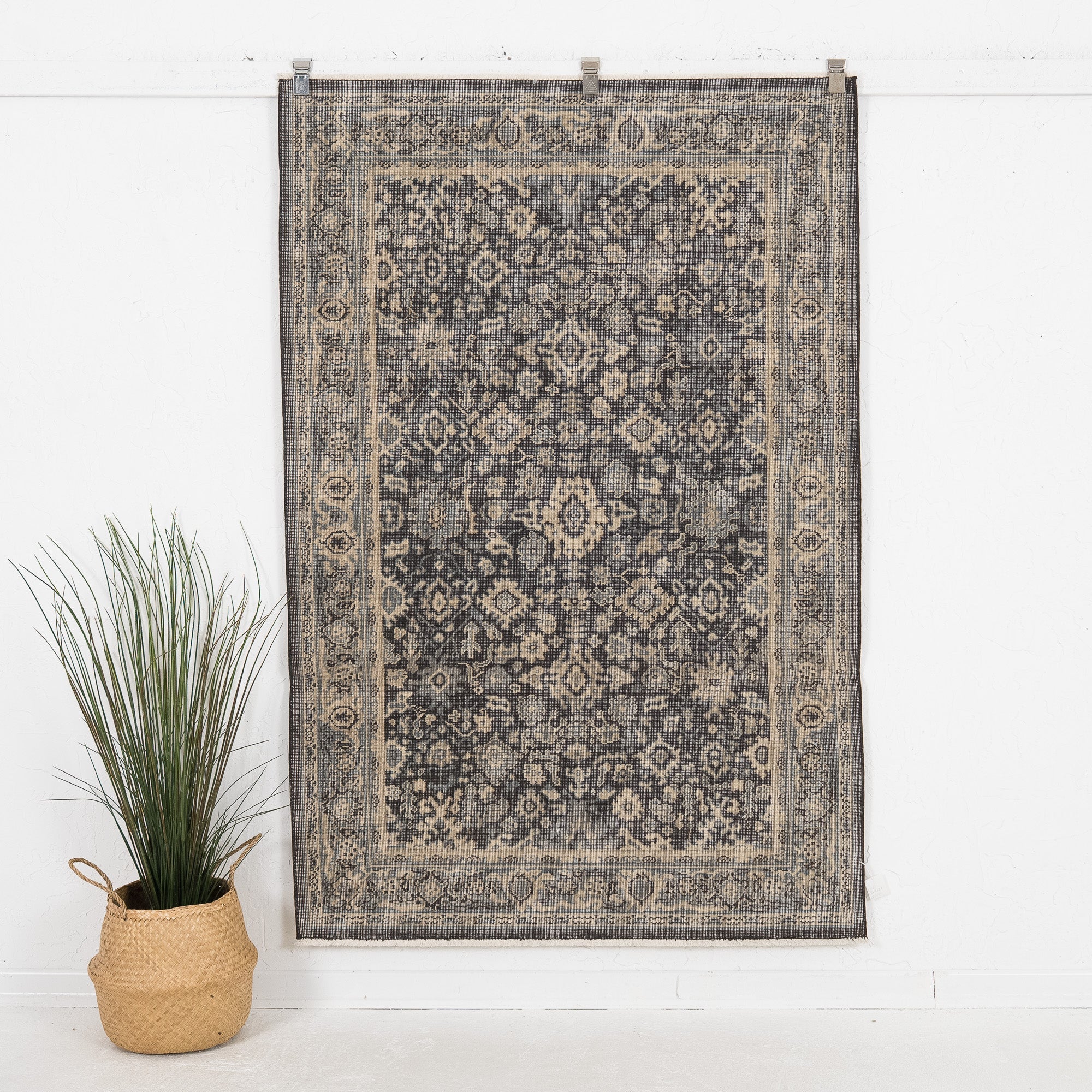 Avionara - Vintage Turkish Small Rug