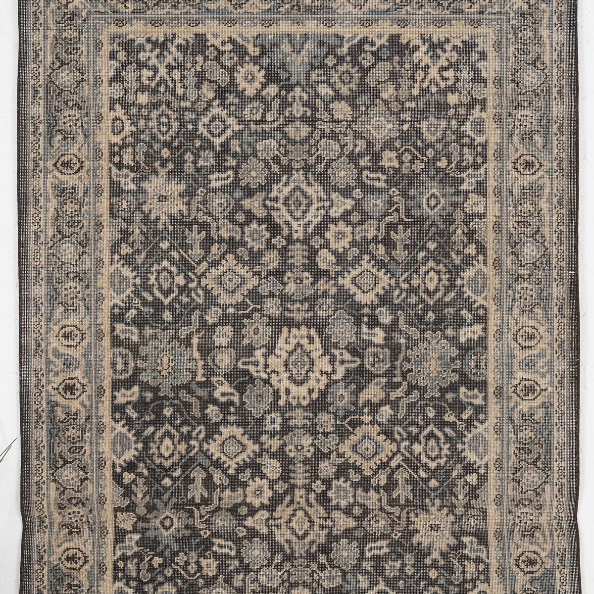 Avionara - Vintage Turkish Small Rug