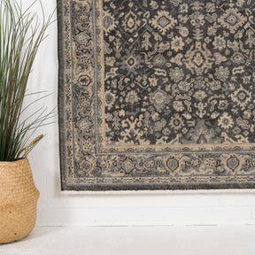 Avionara - Vintage Turkish Small Rug