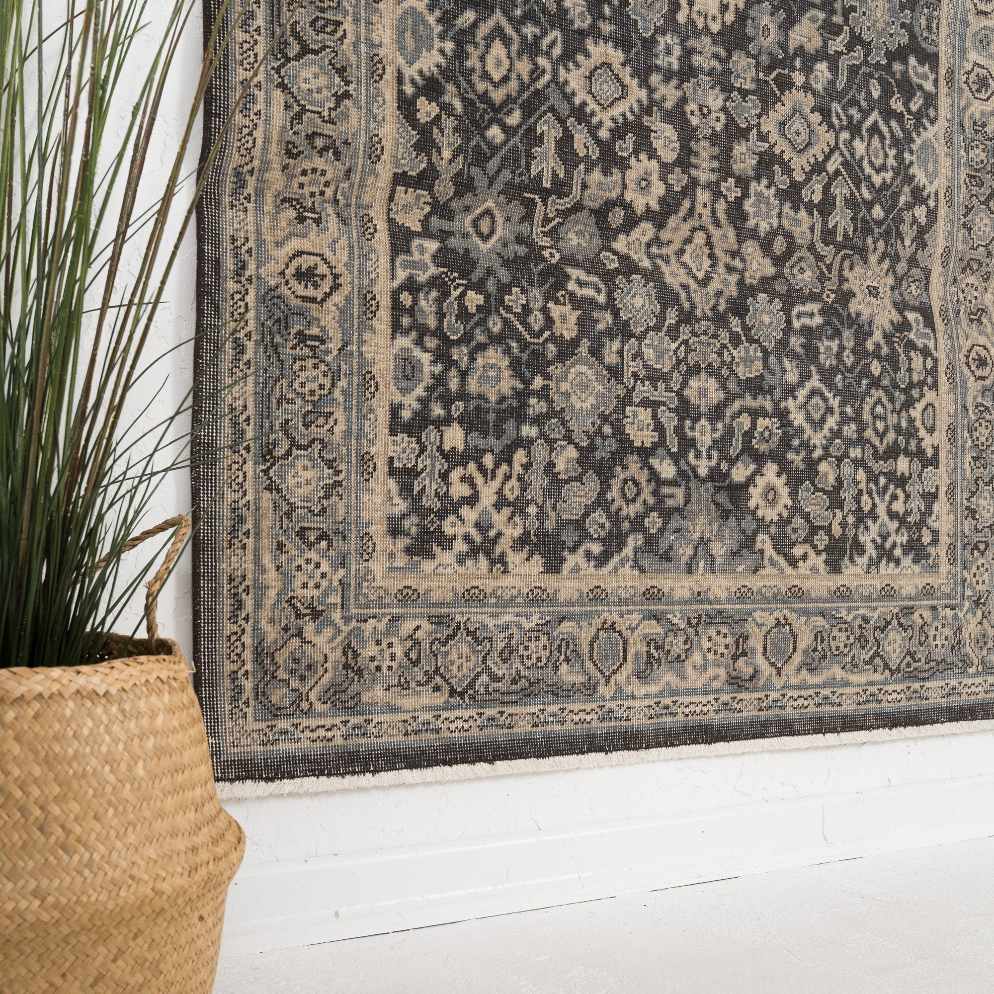 Avionara - Vintage Turkish Small Rug