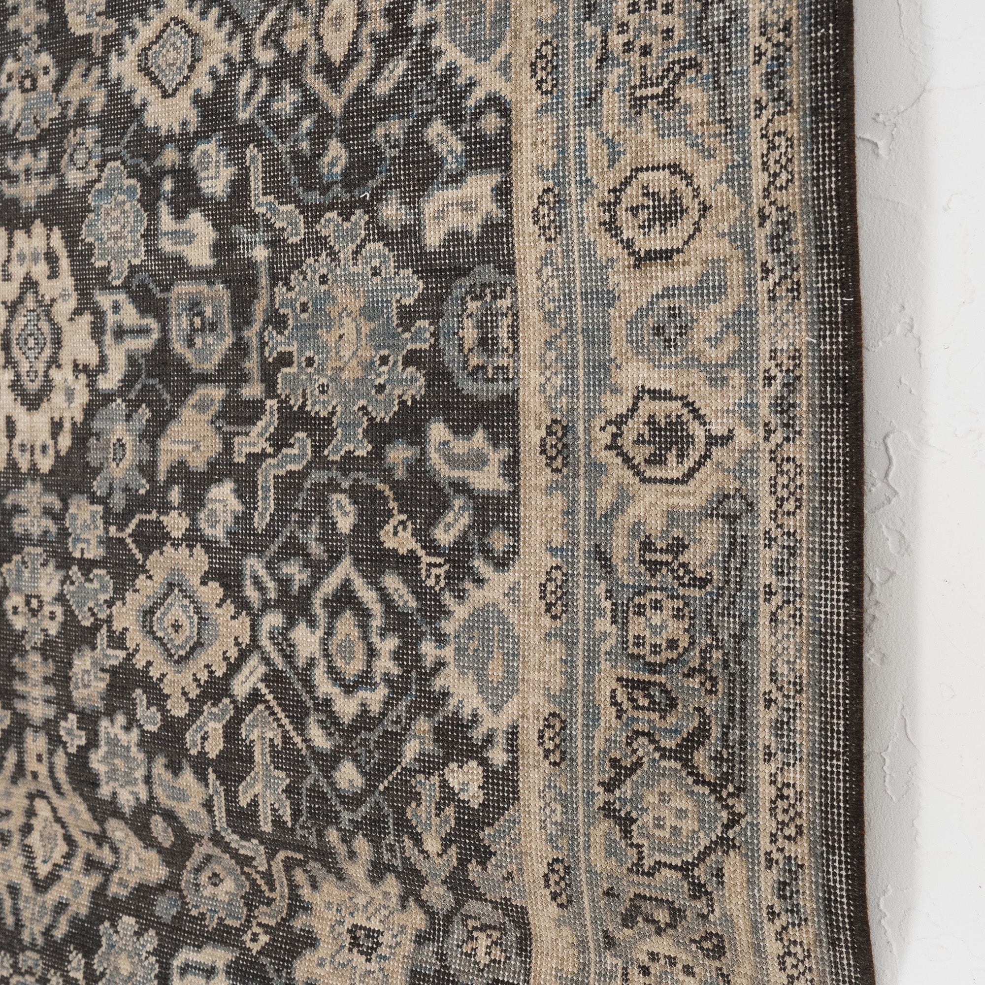 Avionara - Vintage Turkish Small Rug
