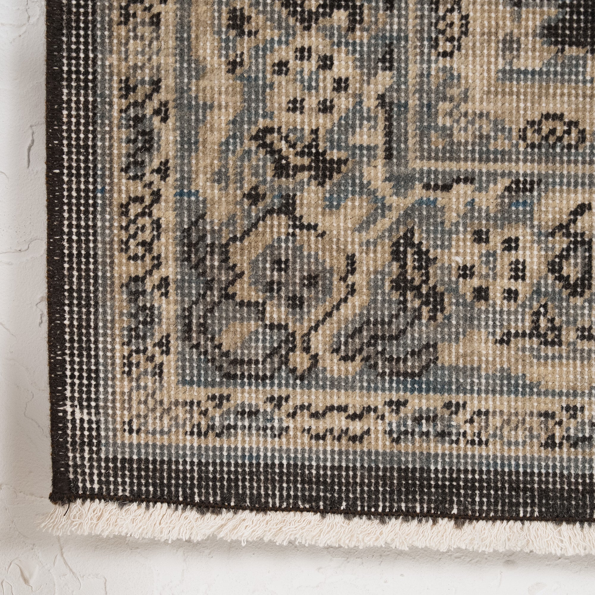 Avionara - Vintage Turkish Small Rug