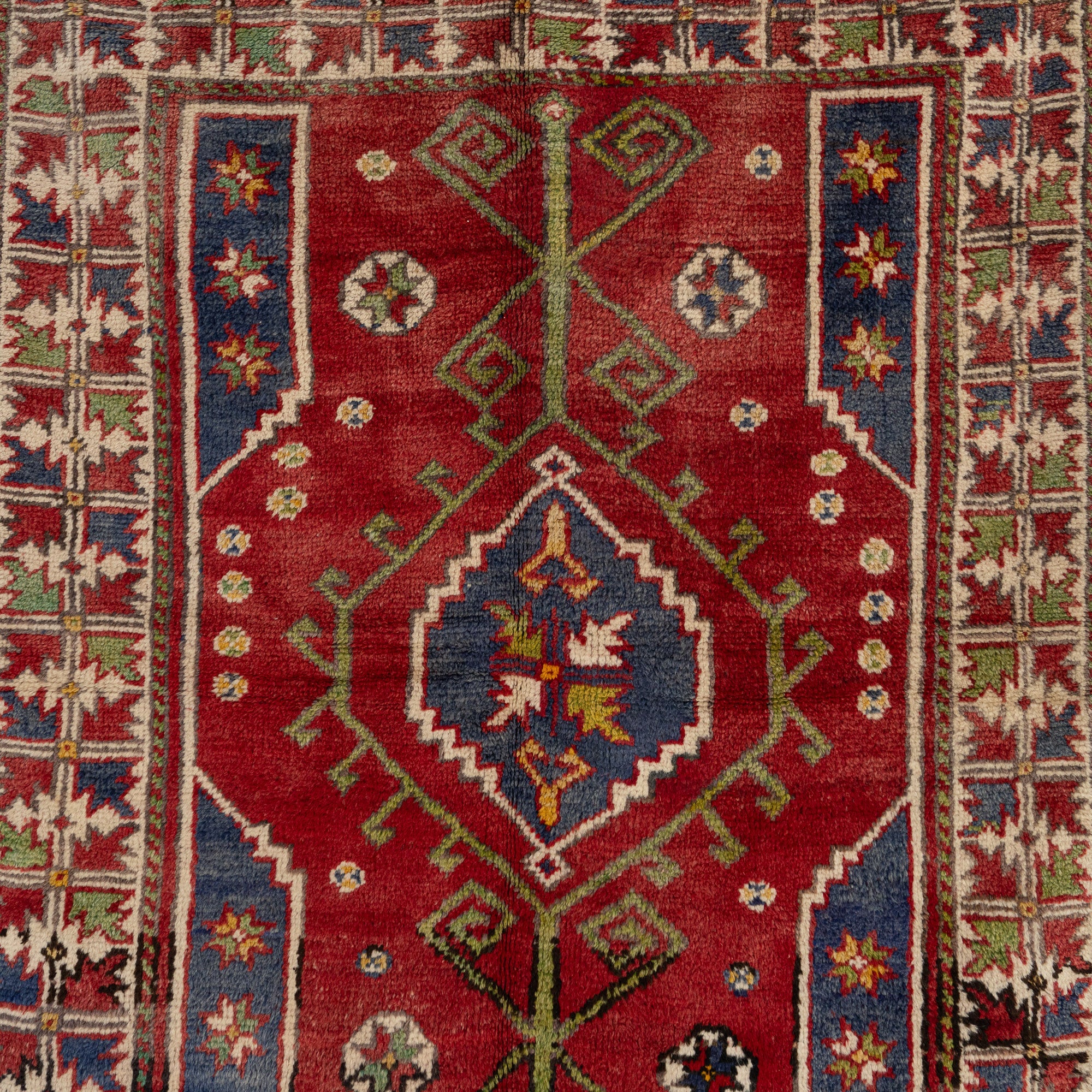 Alarice - Handmade Turkish Rug, Rich in Tradition