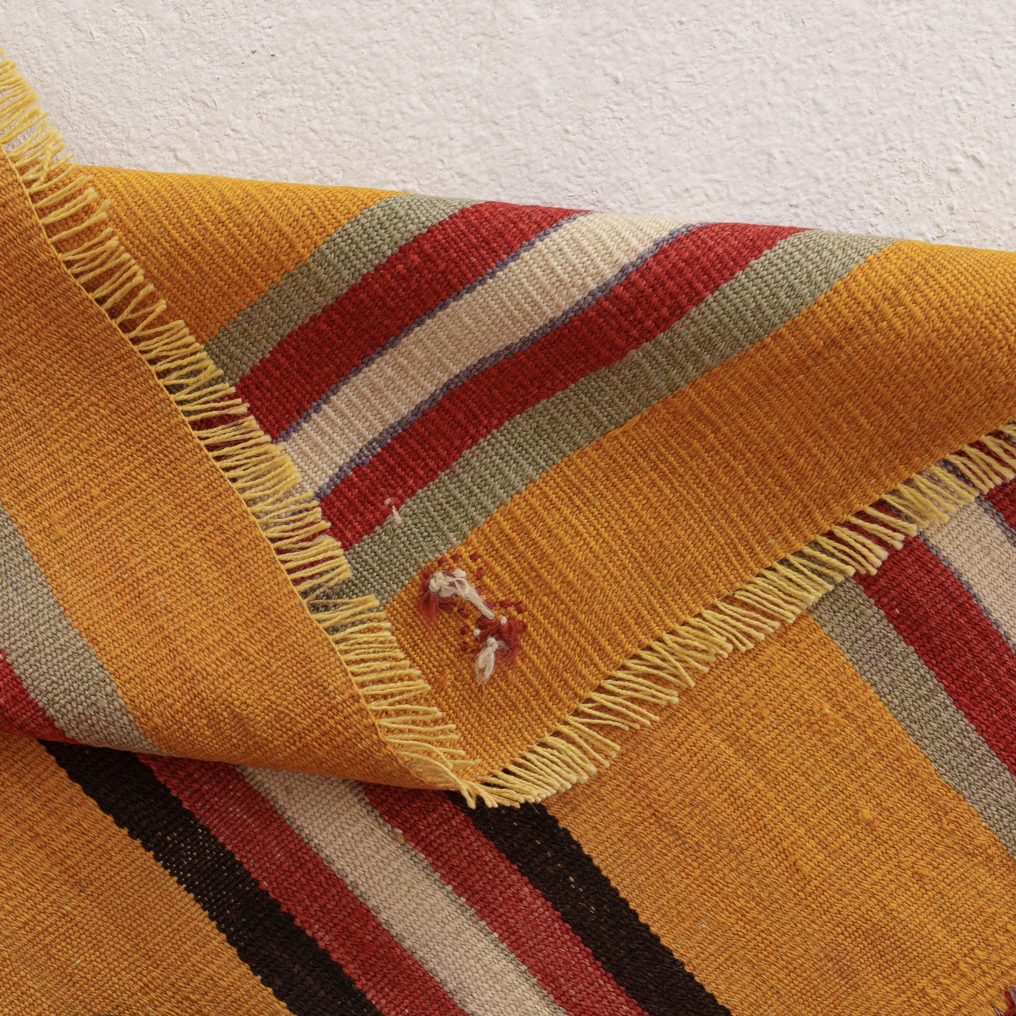 Raelisess - Vintage Turkish Area Rug