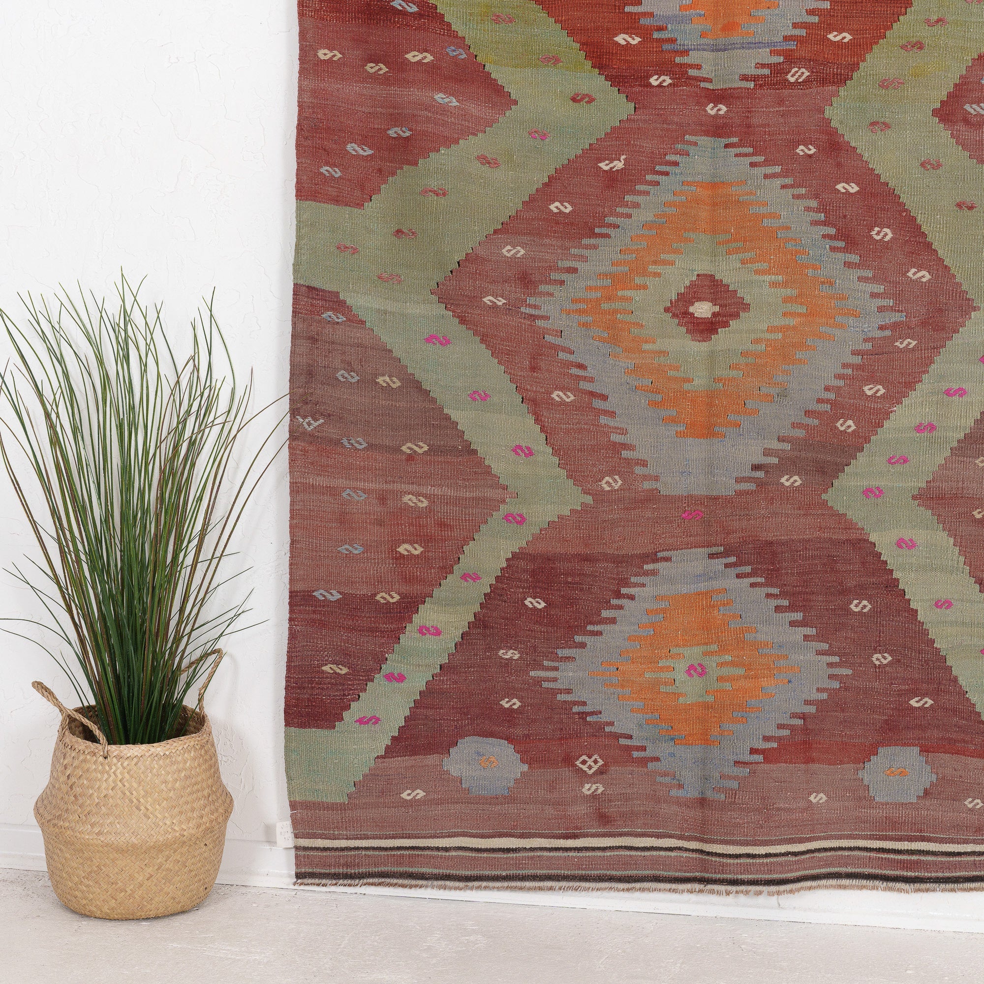 Qaelinis - Vintage Turkish Small Rug