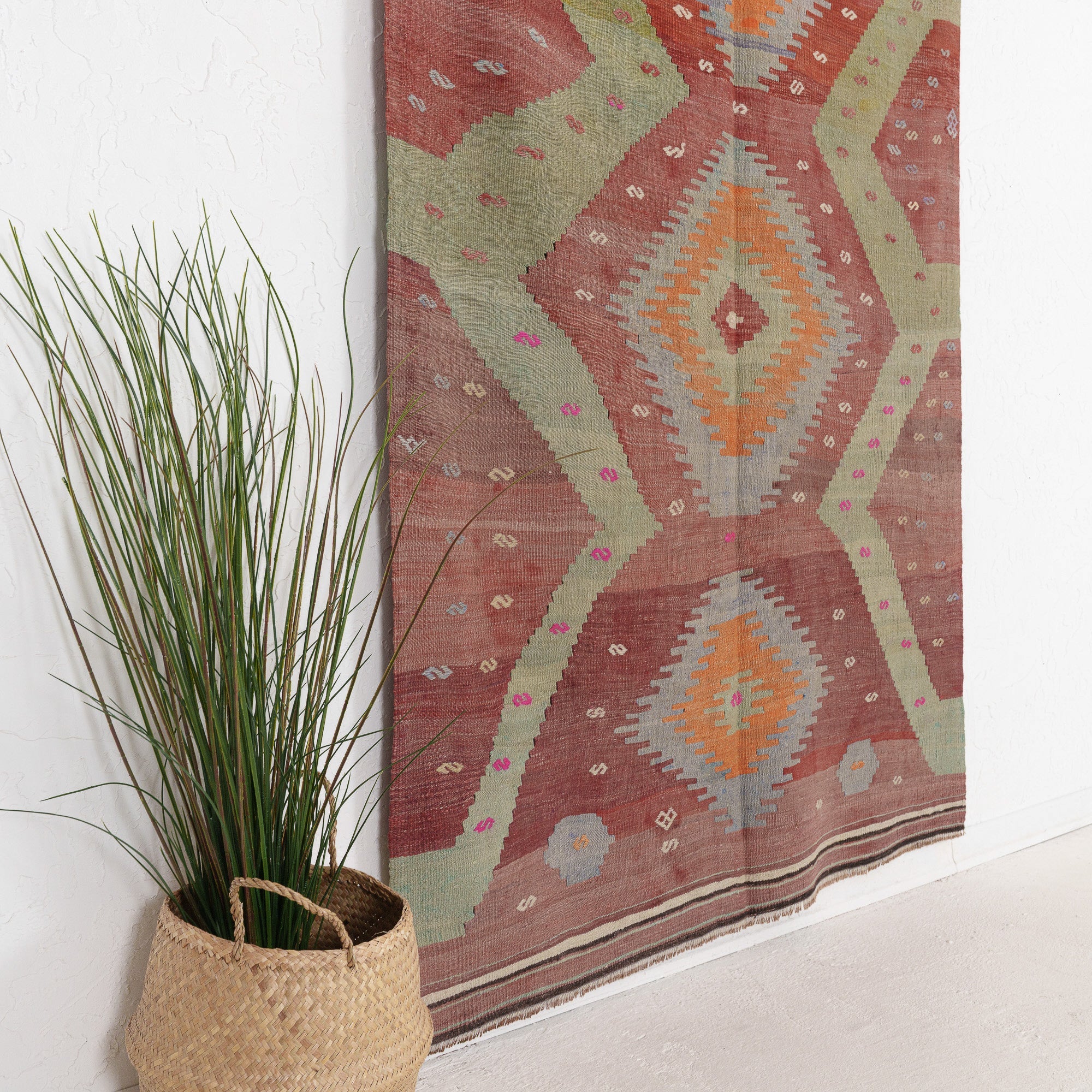 Qaelinis - Vintage Turkish Small Rug