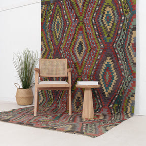 Qaelinia - Vintage Turkish Area Rug