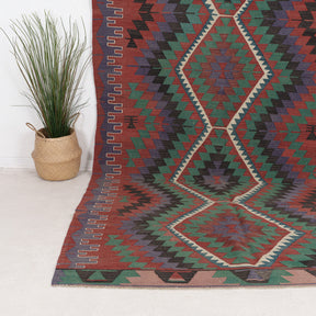 Qaelinin - Vintage Turkish Area Rug