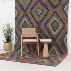 Qaelinella - Vintage Turkish Area Rug