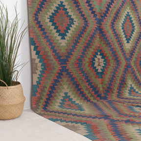 Qaelinella - Vintage Turkish Area Rug