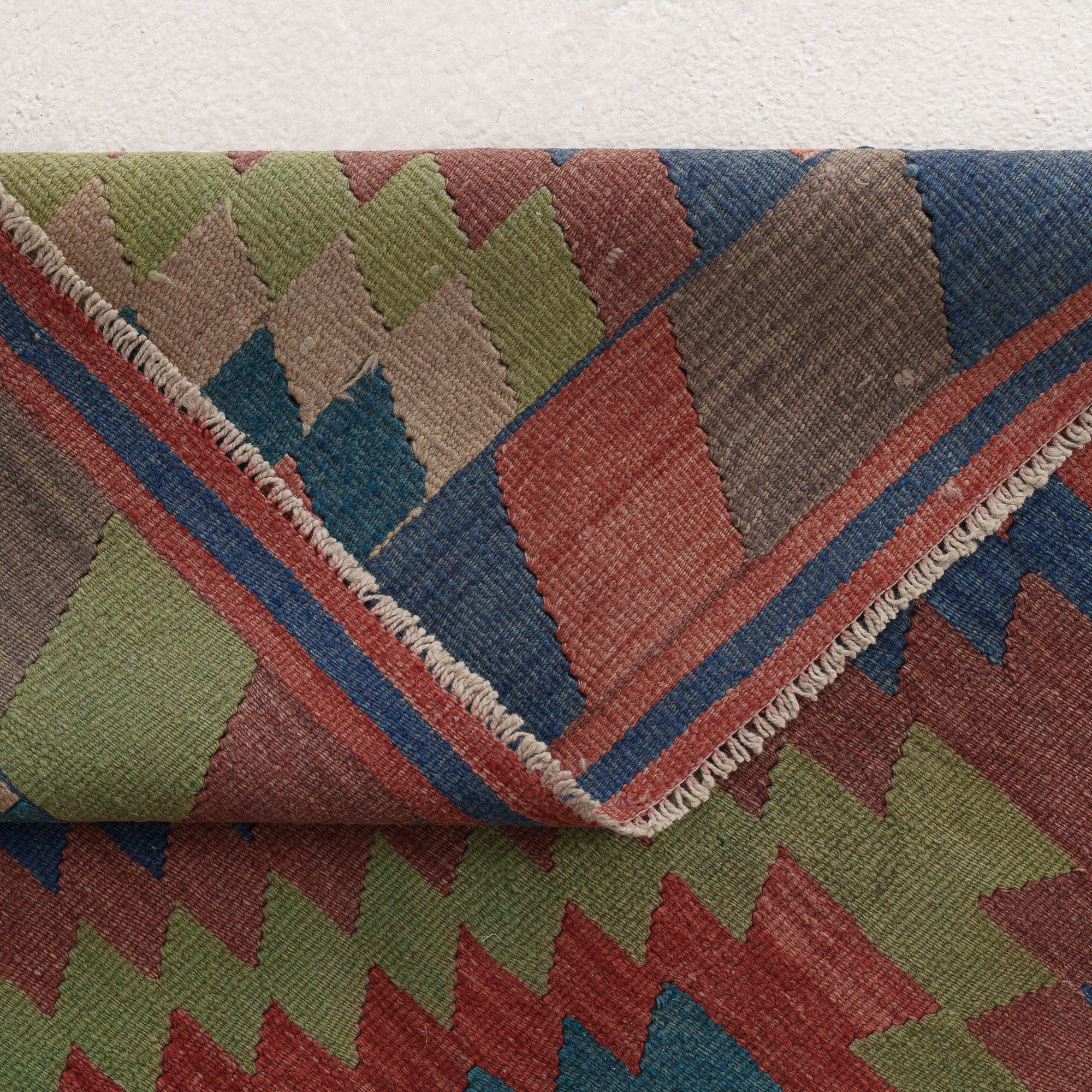 Qaelinella - Vintage Turkish Area Rug