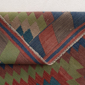 Qaelinella - Vintage Turkish Area Rug