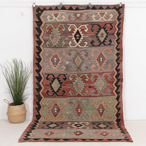 Paerisa - Vintage Turkish Area Rug