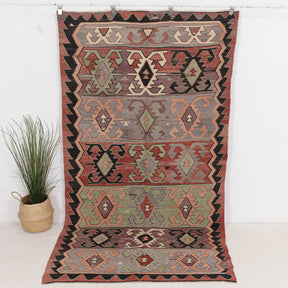 Paerisa - Vintage Turkish Area Rug