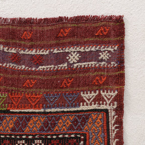 Taelysin - Vintage Turkish Area Rug