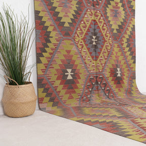 Orielara - Vintage Turkish Area Rug