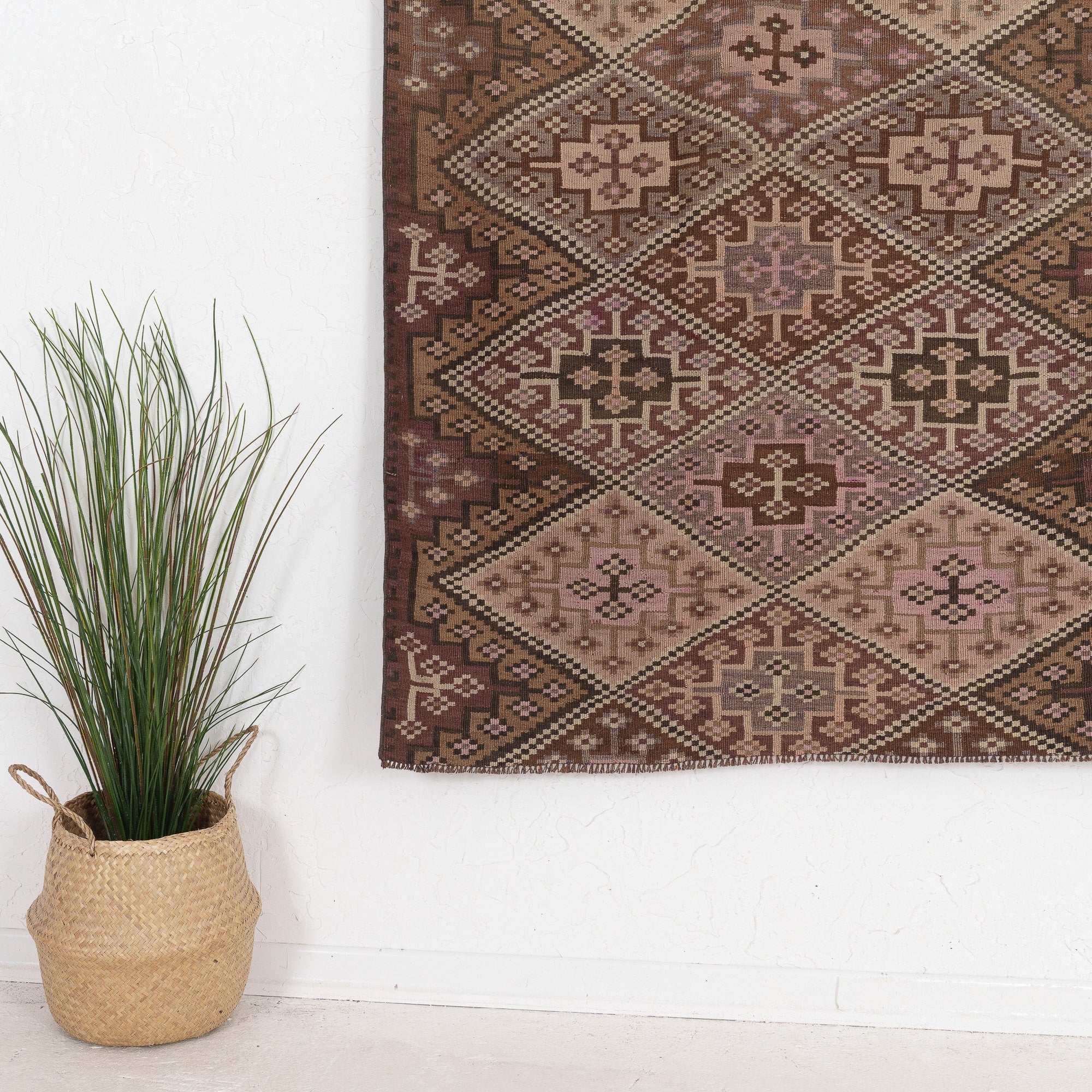 Paerisara - Vintage Turkish Small Rug