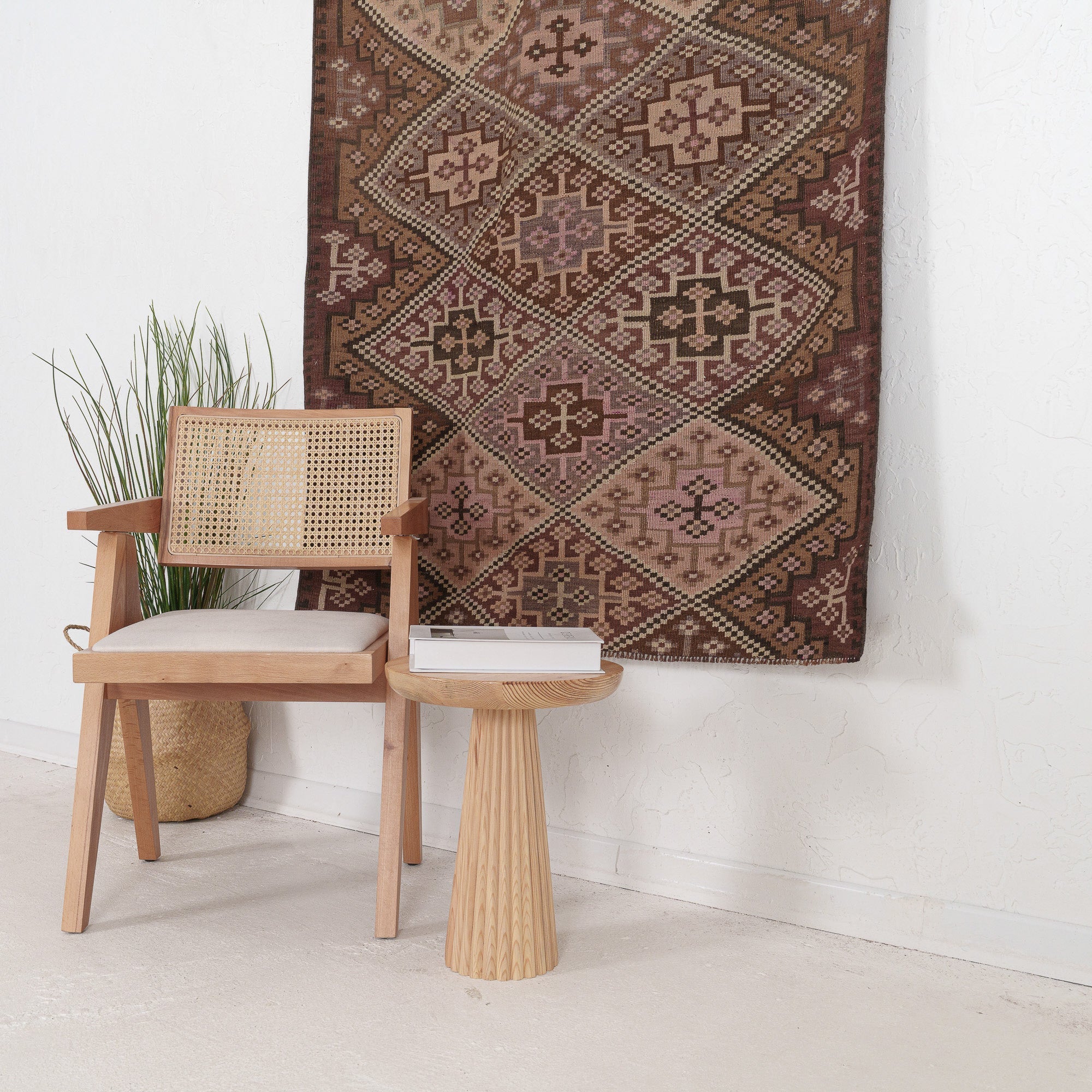 Paerisara - Vintage Turkish Small Rug