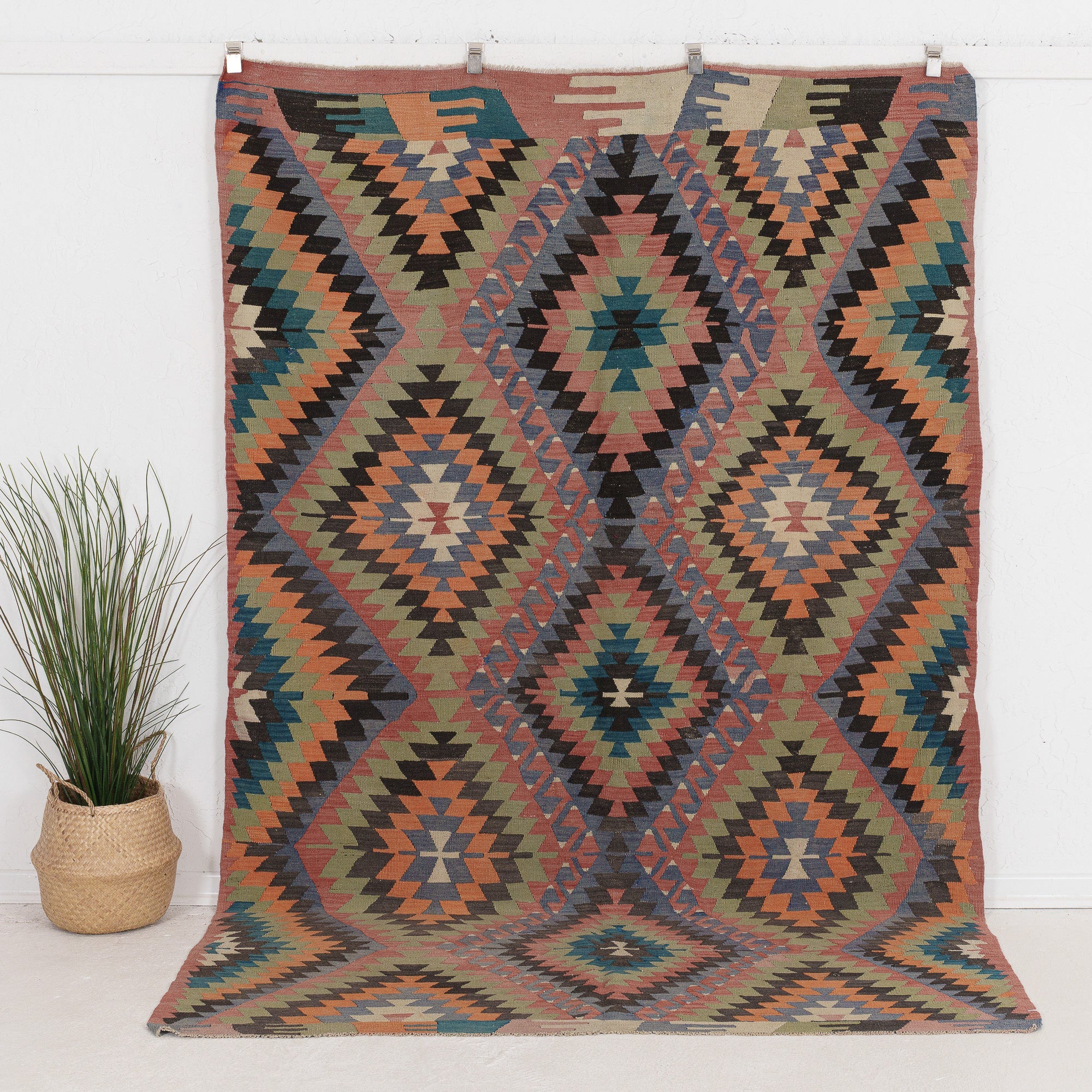 Qaeliness - Vintage Turkish Area Rug