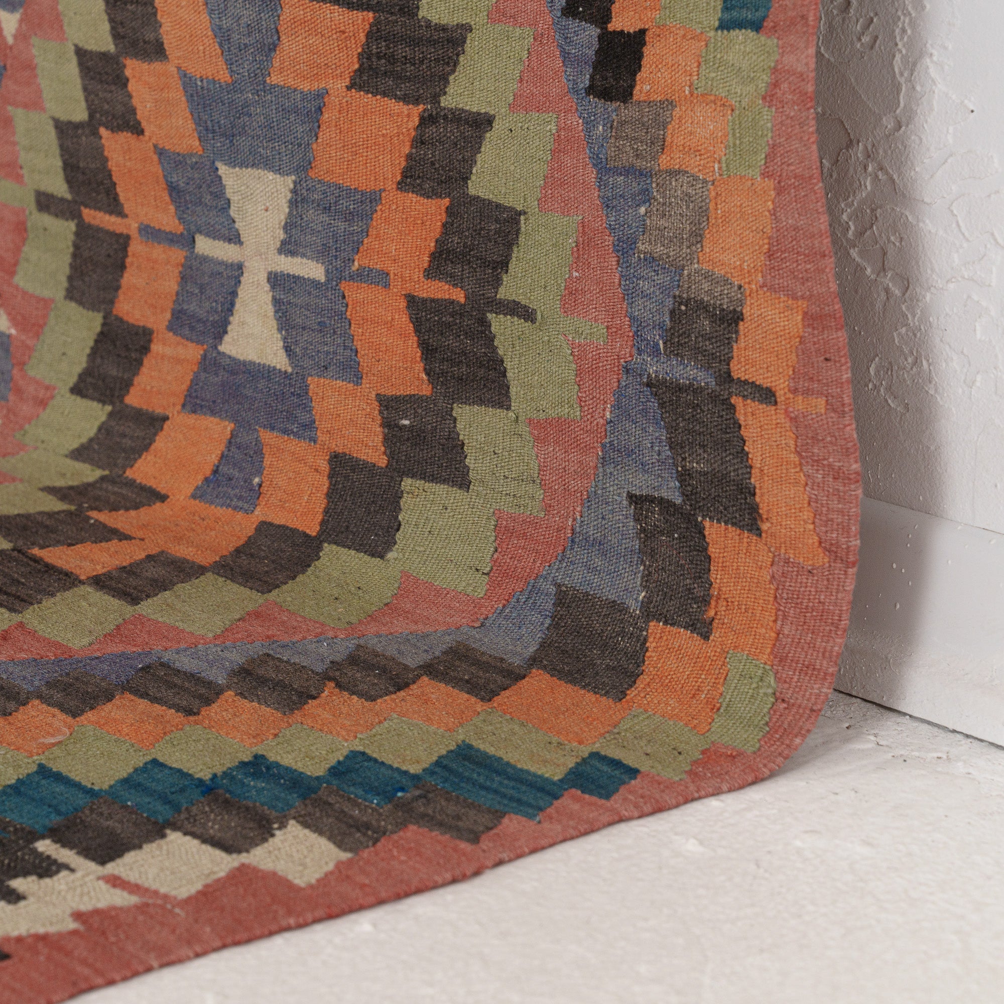 Qaeliness - Vintage Turkish Area Rug