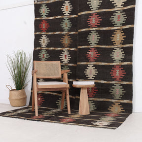 Naelisara - Vintage Turkish Area Rug